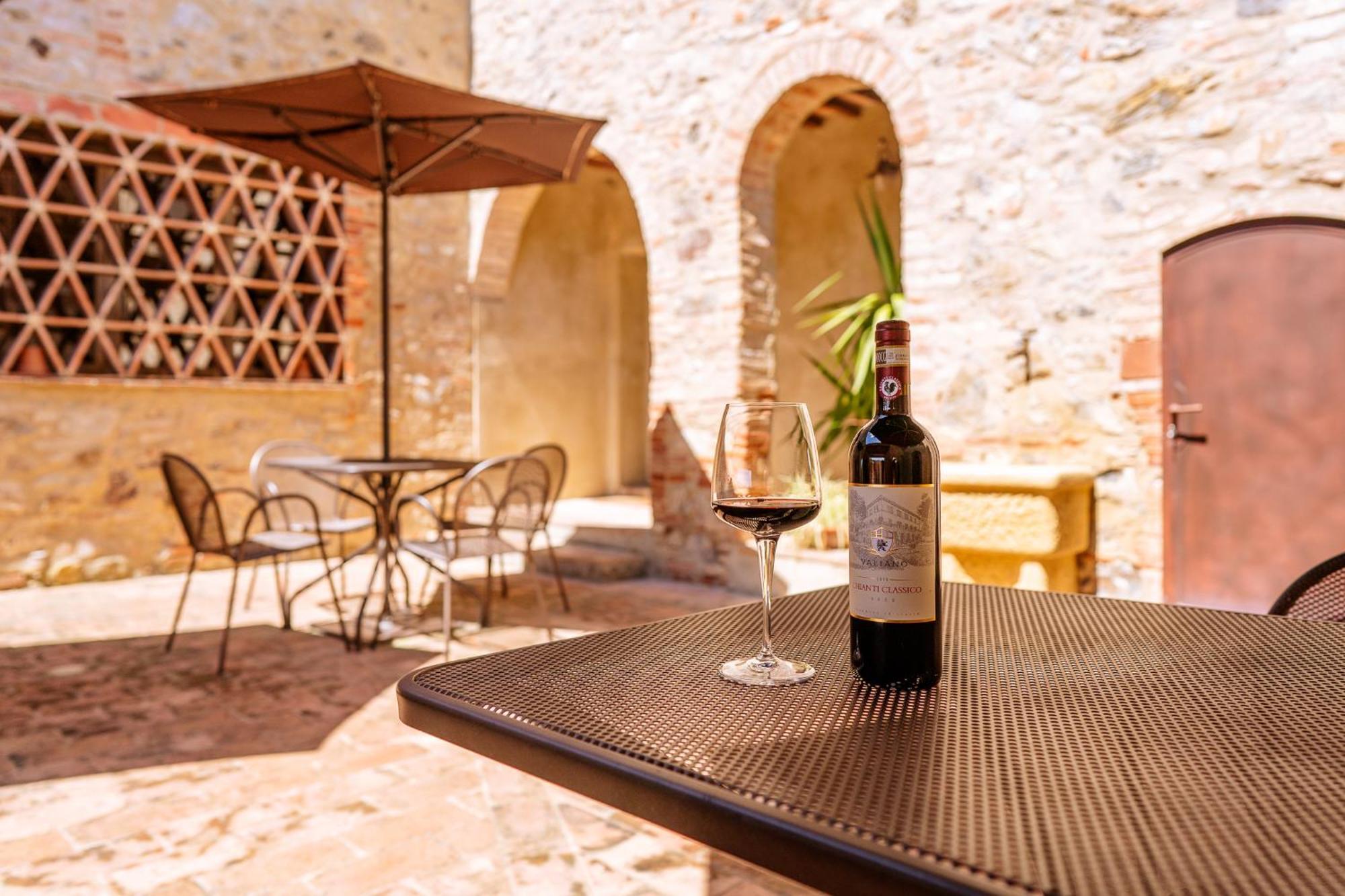 Villa Le Beringhe - Wine Pool & Relax Colle Val D'Elsa Ngoại thất bức ảnh