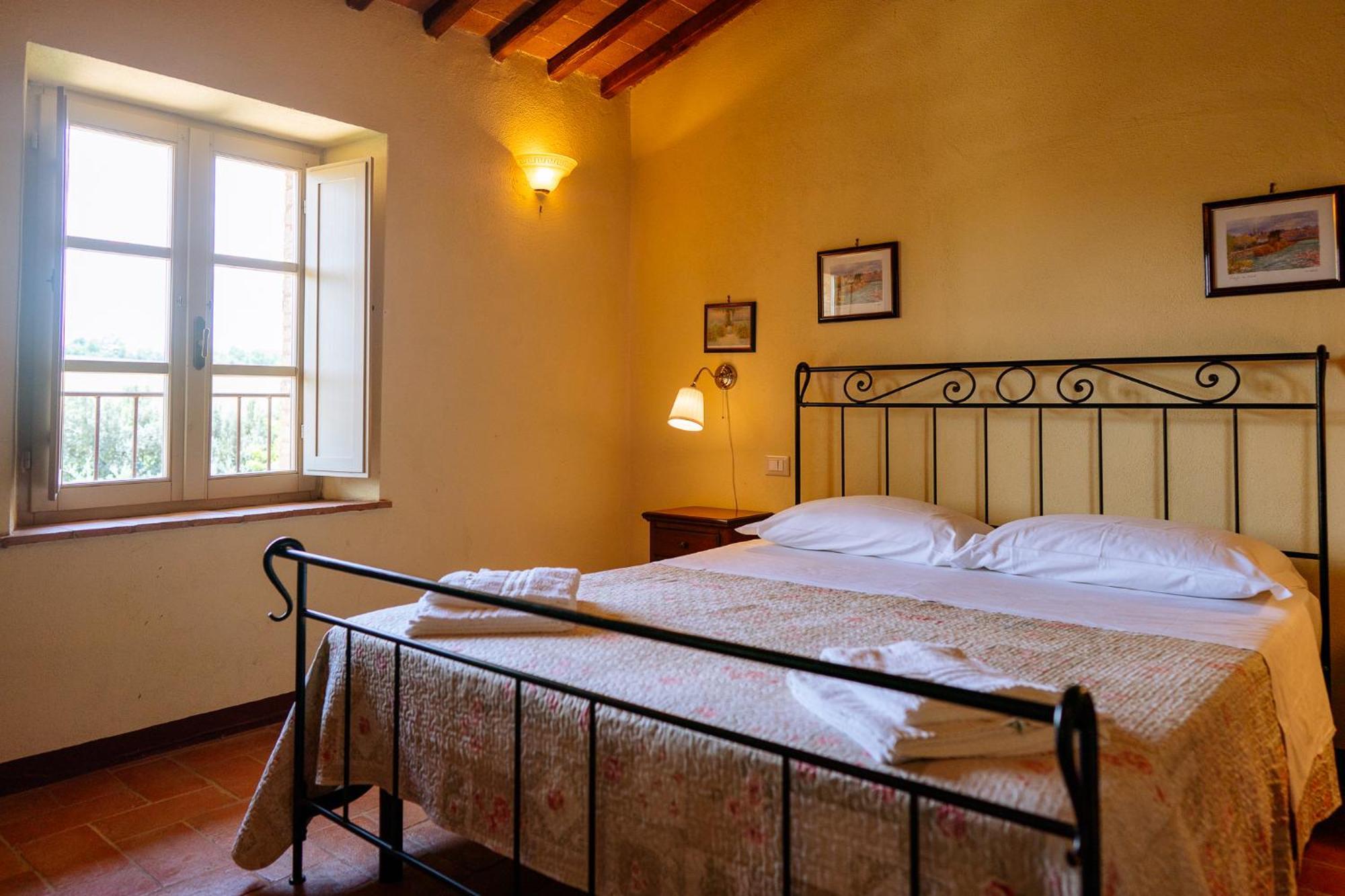 Villa Le Beringhe - Wine Pool & Relax Colle Val D'Elsa Ngoại thất bức ảnh