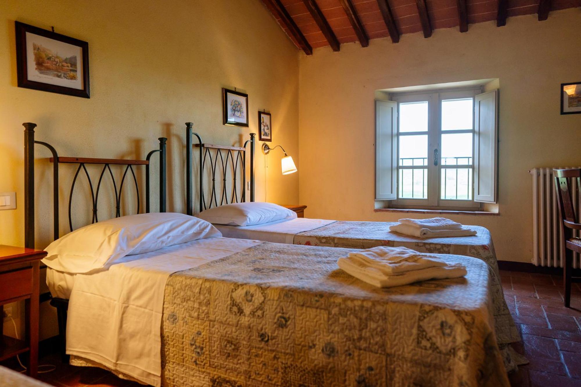 Villa Le Beringhe - Wine Pool & Relax Colle Val D'Elsa Ngoại thất bức ảnh