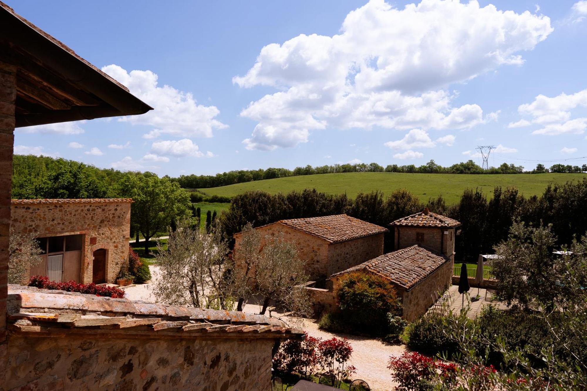 Villa Le Beringhe - Wine Pool & Relax Colle Val D'Elsa Ngoại thất bức ảnh