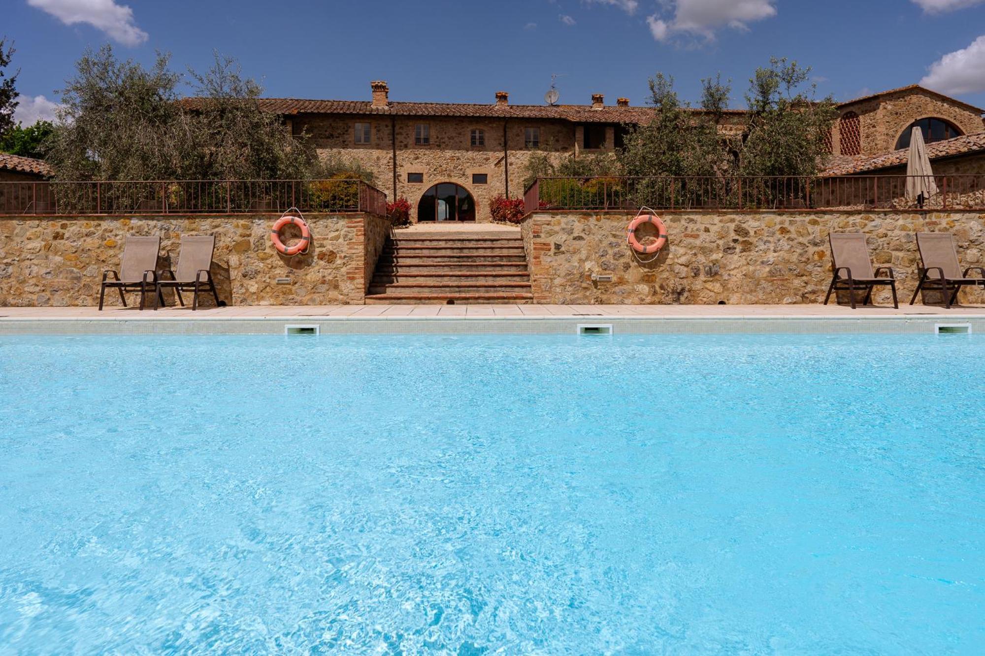 Villa Le Beringhe - Wine Pool & Relax Colle Val D'Elsa Ngoại thất bức ảnh